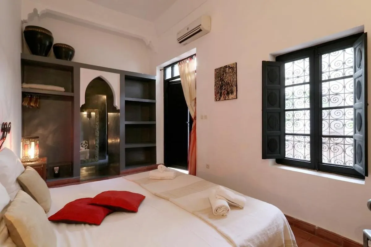 Villa Riad Xcix, Basin, 3 Bedrooms In Medina Excluded Marrakesh